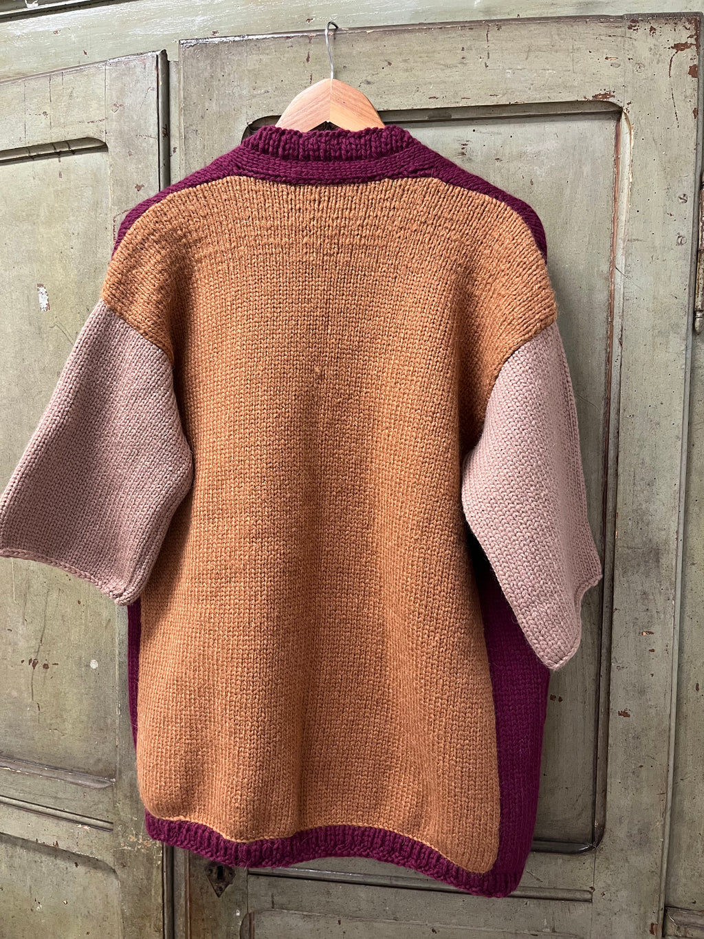 cardigan in lana e alpaca realizzato a mano in pronta consegna